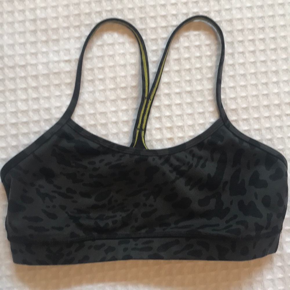 Lululemon sports bra. Size 8